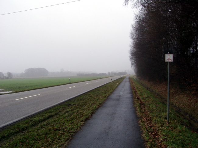 Der Fu und Radweg am Gescher Damm