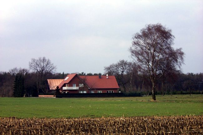 Ein etwas abgelegenes Haus