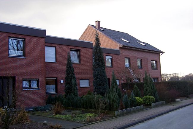 Reihenhuser mit schn gestaltete Beete