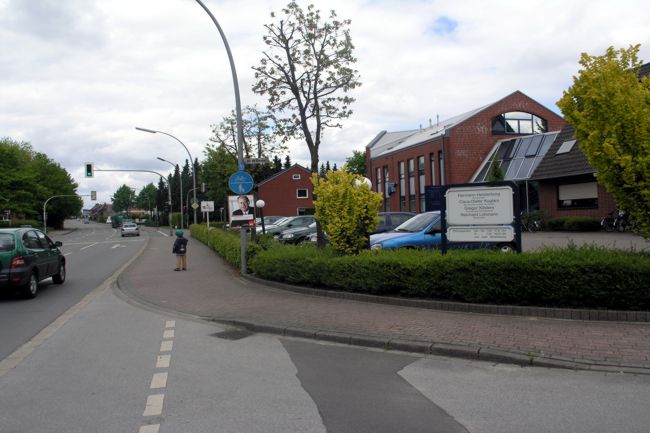 Der Fu und Radweg an der Mhlenstrae