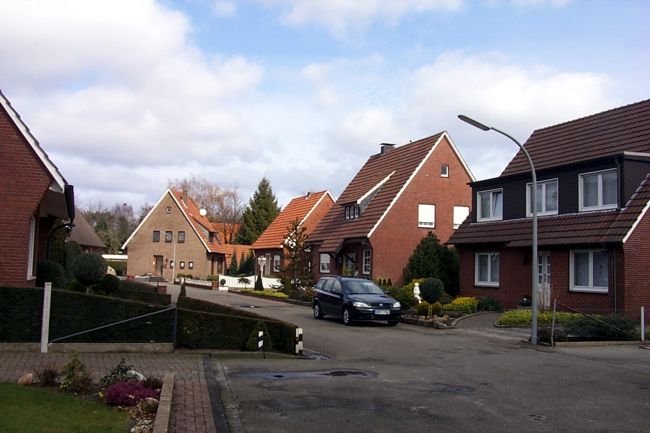 Huser mit schn gestaltete Beete