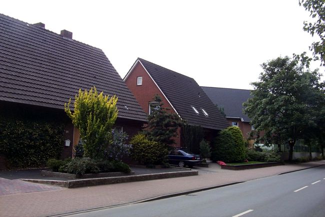 Huser mit schn gestaltete Beete