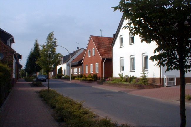 Huser mit schn gestaltete Beete