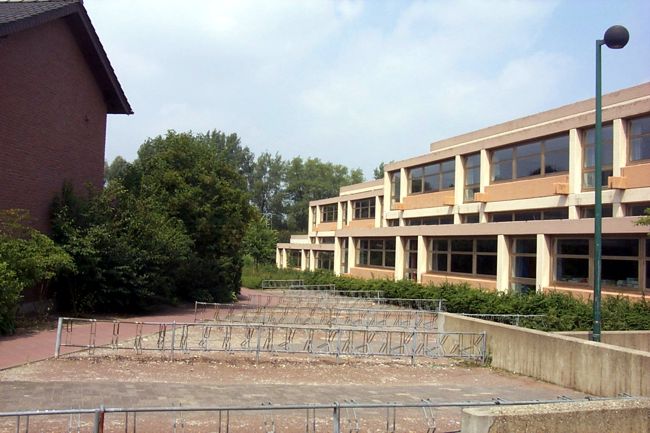 Fahrradstnder fr die Schler/innen der Hrta - Lebenstein - Schule