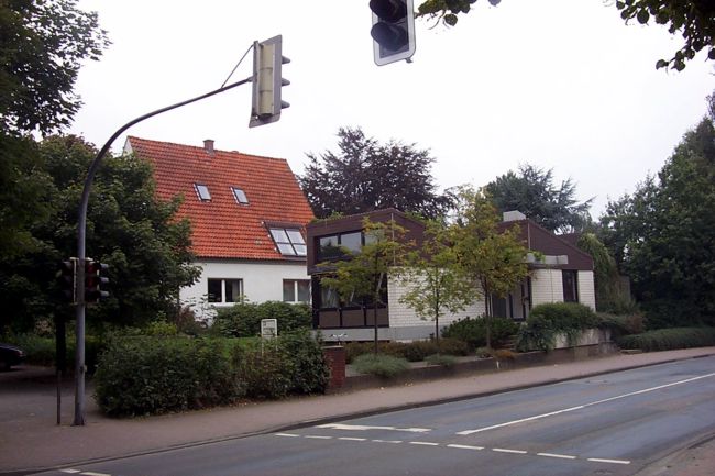 Ein Haus mit einer ungewhnlichen Architektur