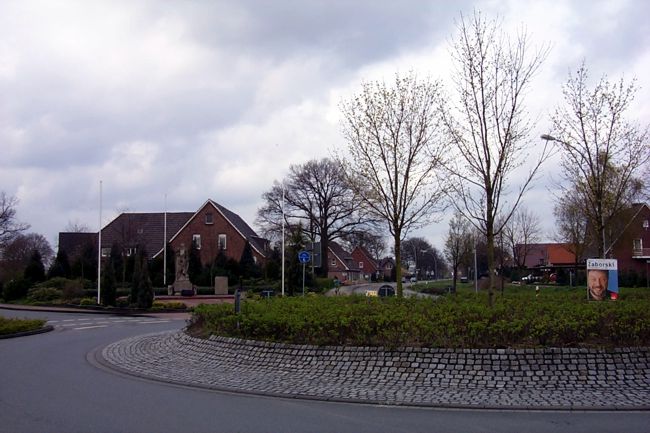 Blick ber einen Kreisverkehr auf der Vredener Strae