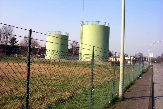 Groe Tanks 