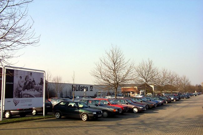 Der Angestellten-Parkplatz von Hlsta