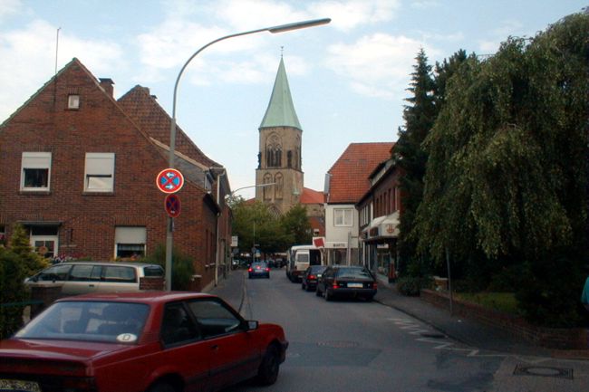 Blick entlang der Neuestrae