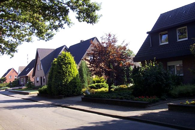 Hbsche Huser mit gepflegte Anlagen