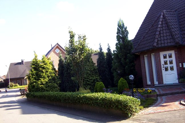 Ein hbsches Haus mit gepflegte Anlagen