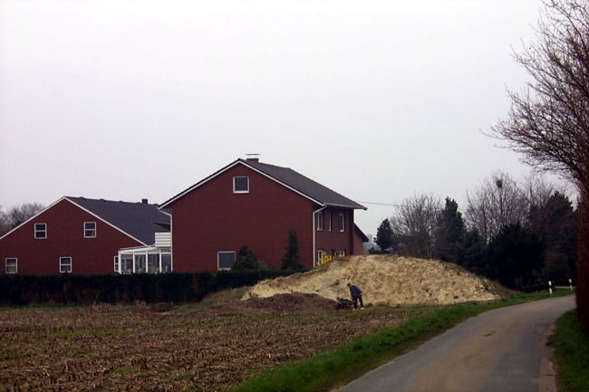 Ein Haus mit einem groen Wintergarten
