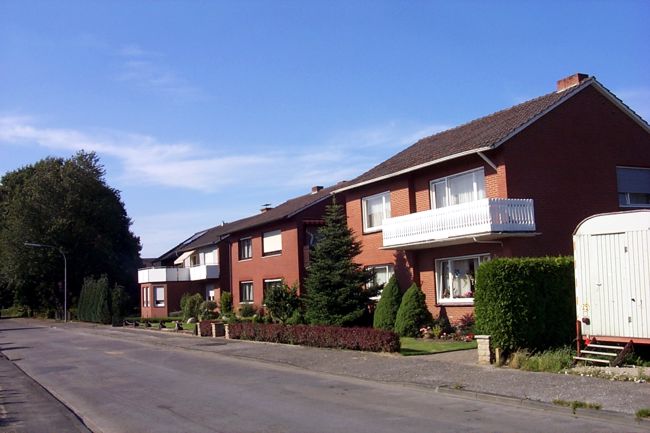 Ein hbsches Haus mit gepflegte Vrgrten