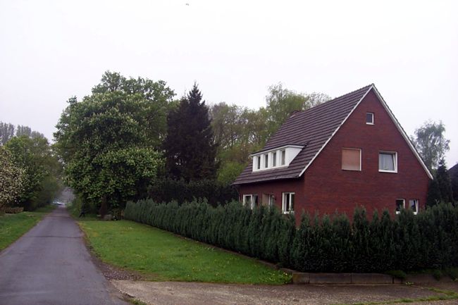 Ein etwas abgelegenes Haus