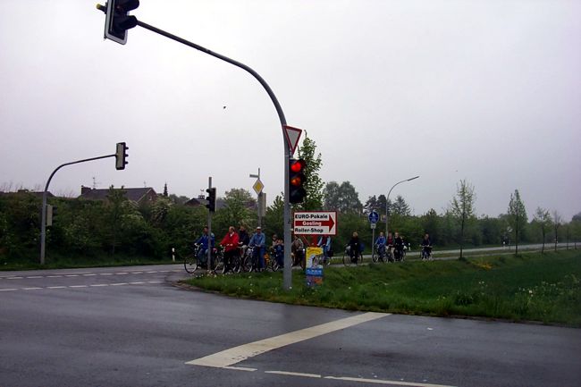 Ein Gruppe Radfahrer auf einer Radtour am Westfalenring