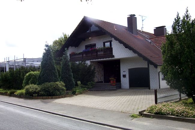 Ein hbsches Haus mit gepflegte Anlagen
