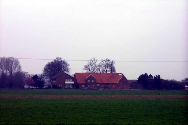 Eine groe Scheune eines Bauernhofs