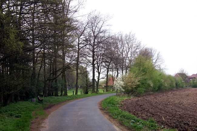 Eine Rastmglichkeit fr Spaziergnger oder Radfahrer am Gescher Dyk